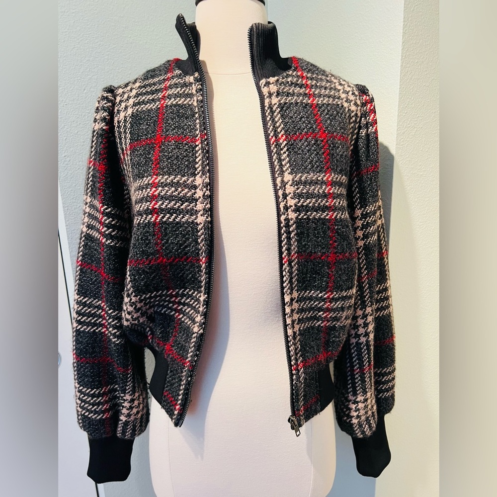 Express x negin mirsalehi jacket